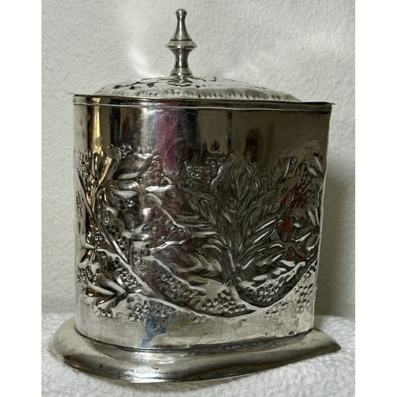 Heart Shaped Repousse Tea Caddy/trinket Box With Finial Epns Made In India Vtg - Picture 2 of 12